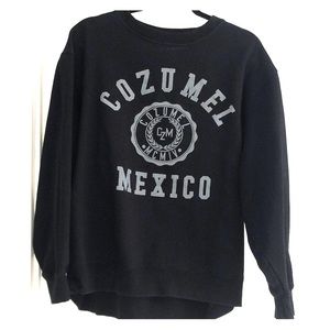 Oversized black crewneck sweatshirt.